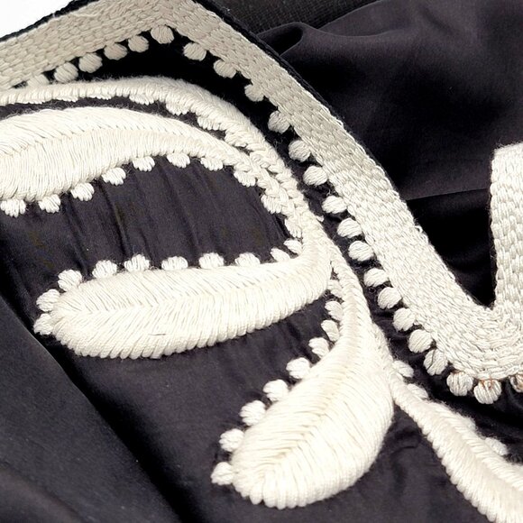 Silk Black & White Embroidered Tunic Dress With 3/4 Sleeves Size XL - Picture 13 of 13